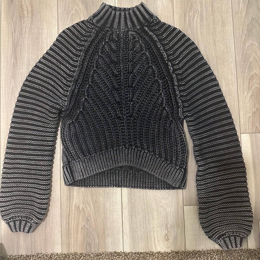 Free people sweetheart balloon sleeve sweater